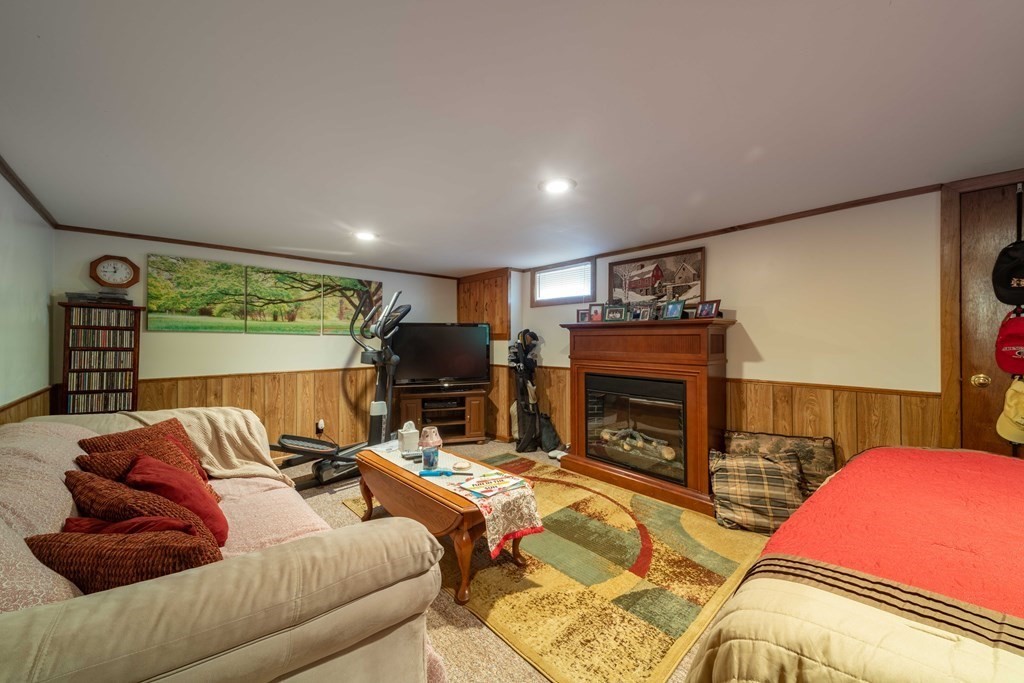 354 Allen Road Belchertown, MA 01007 - Photo 17 of 24 Gallery Image 17
