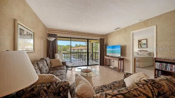 $239,000 | 5183 Lake Village Drive, Unit 6, Sarasota, FL 34235