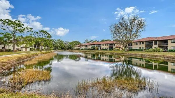 $239,000 | 5183 Lake Village Drive, Unit 6, Sarasota, FL 34235