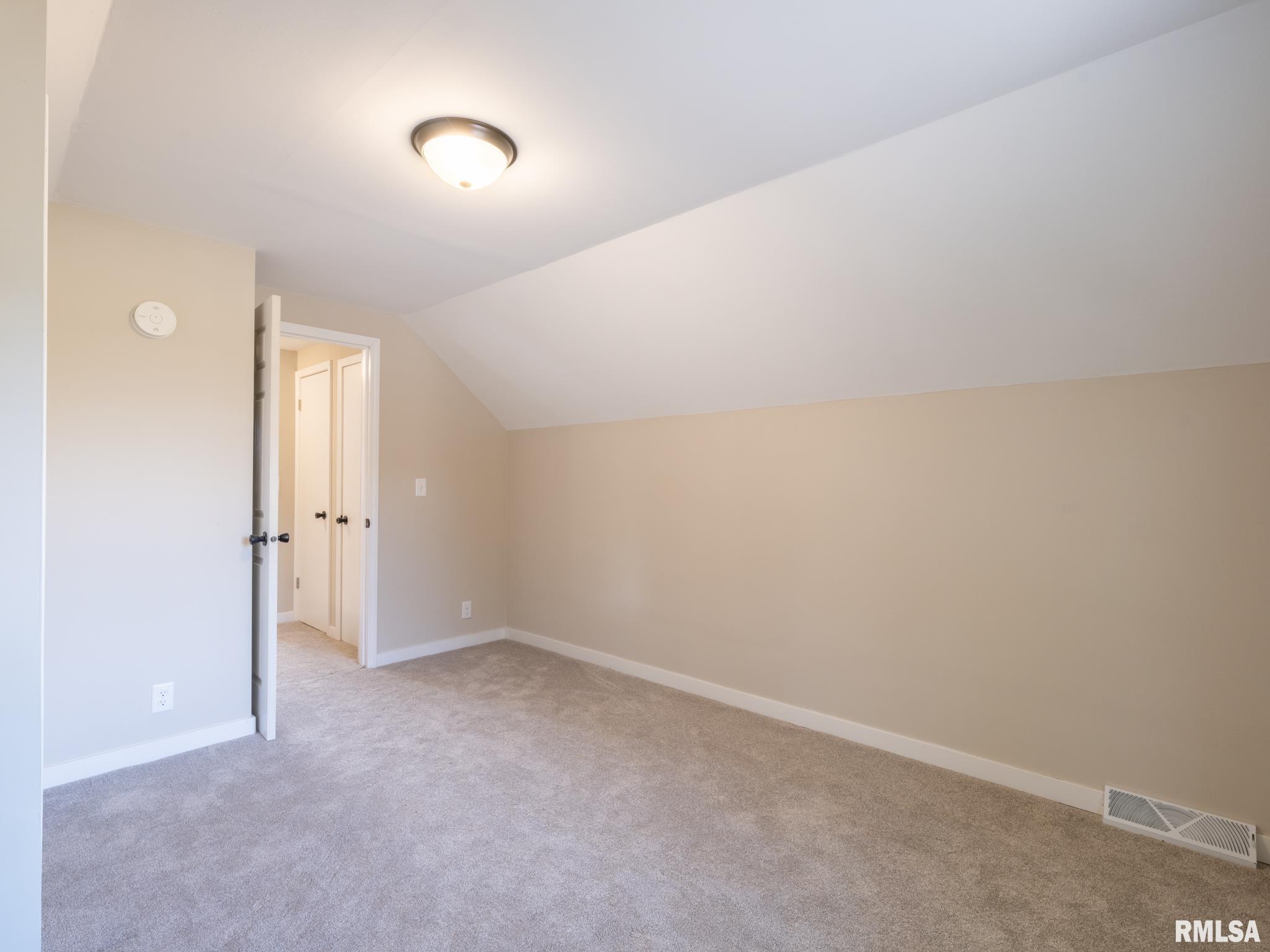 1350 East Chestnut Street Canton, IL 61520 - Photo 17 of 23