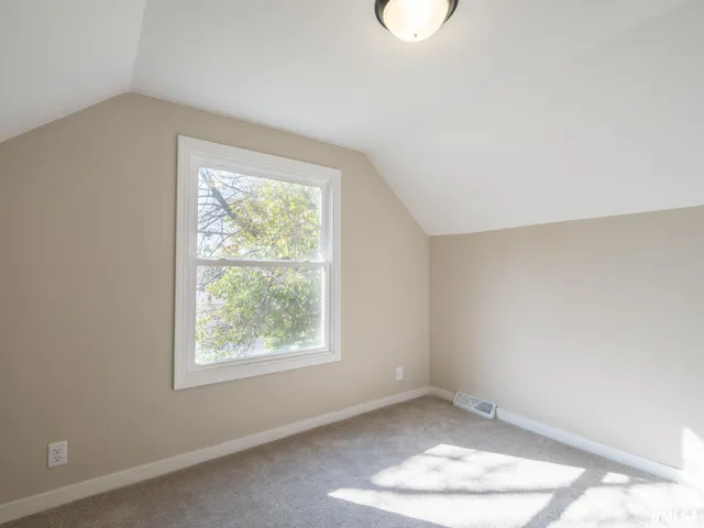 $150,000 | 1350 East Chestnut Street, Canton, IL 61520