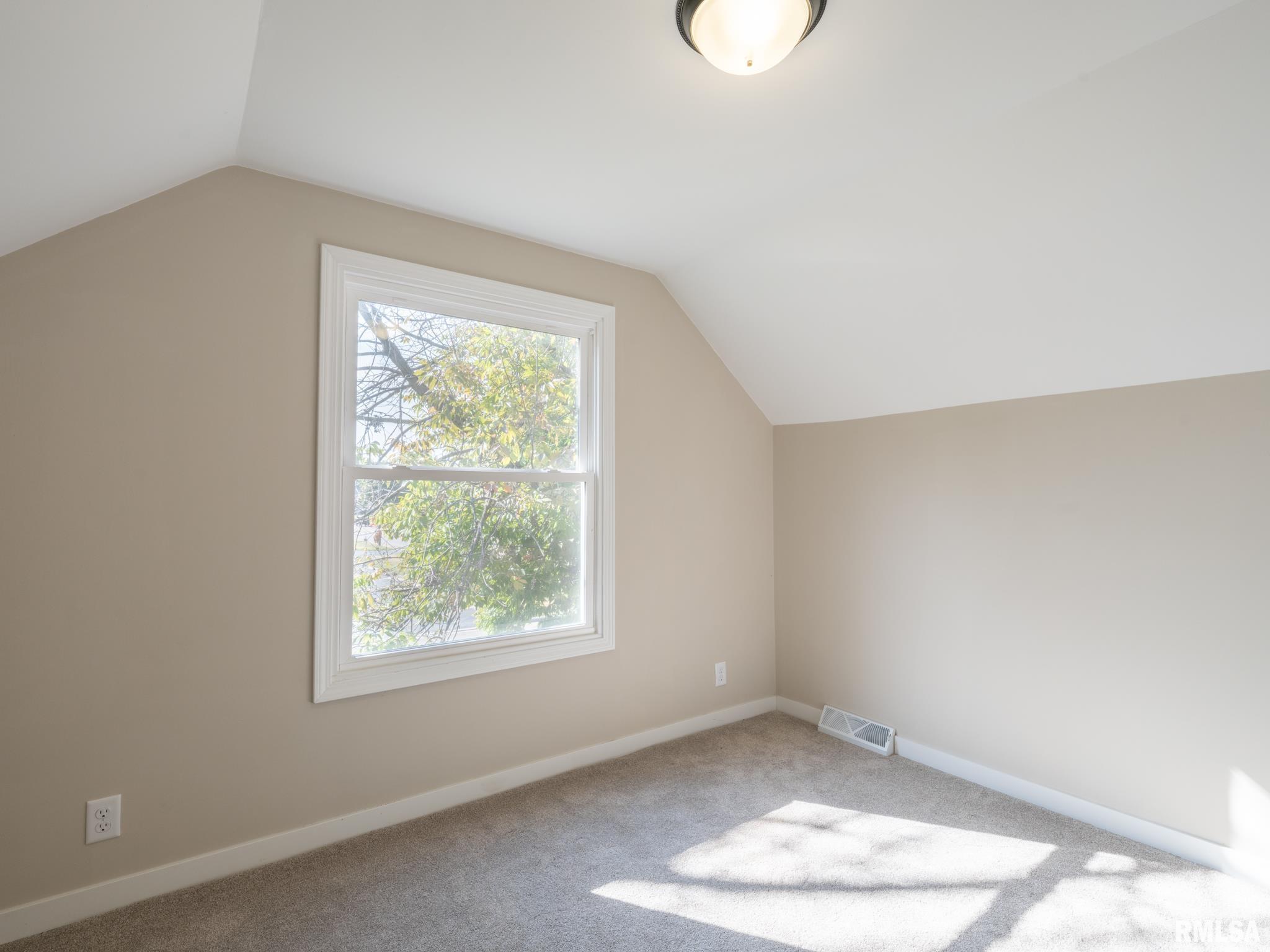 1350 East Chestnut Street Canton, IL 61520 - Photo 20 of 23