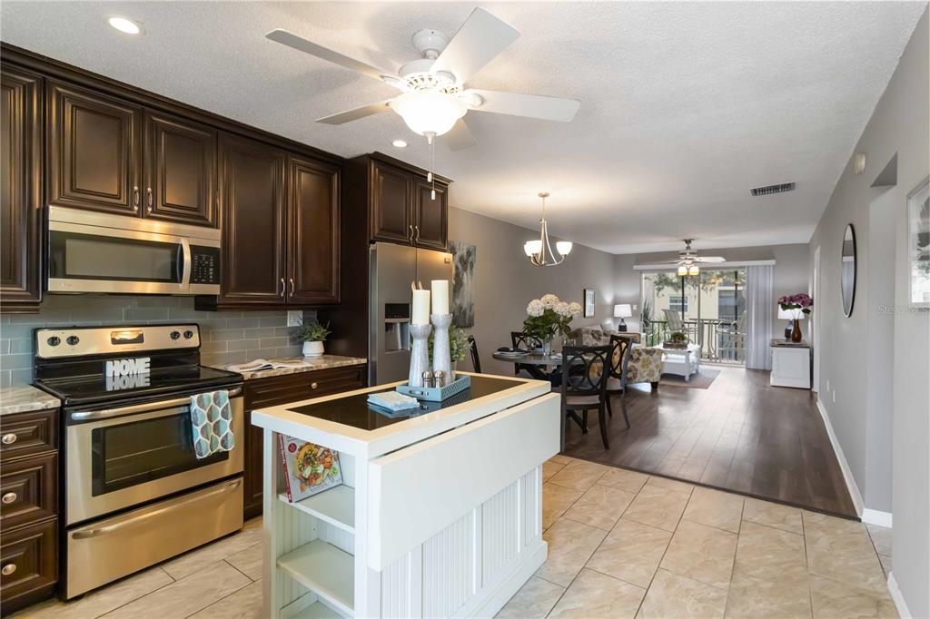 2300 Stickney Point Road, Unit 125 Sarasota, FL 34231 - Photo 2 of 18