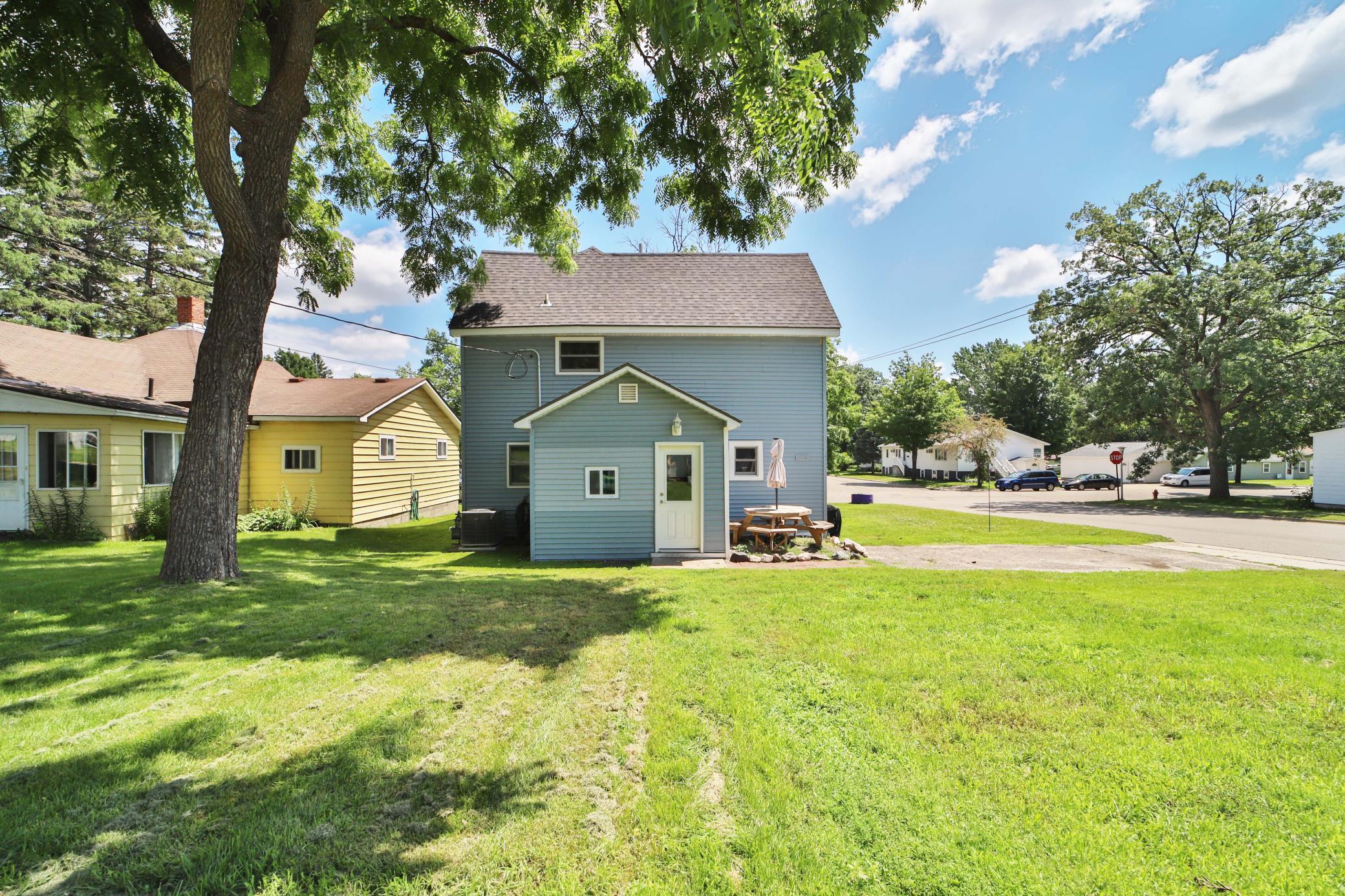 403 8th Street Northeast Staples, MN 56479 - Photo 37 of 41