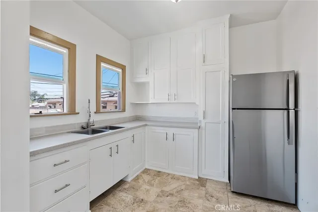 $229,000 | 723 East 3rd Street, Unit 16, Long Beach, CA 90802