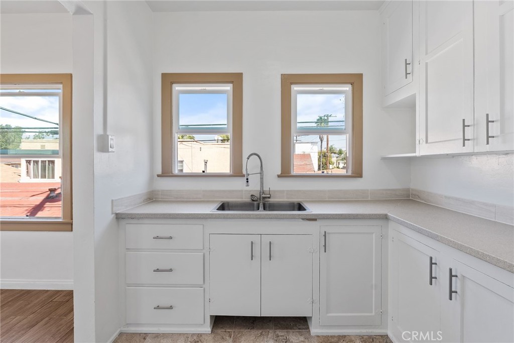 723 East 3rd Street, Unit 16 Long Beach, CA 90802 - Photo 8 of 40