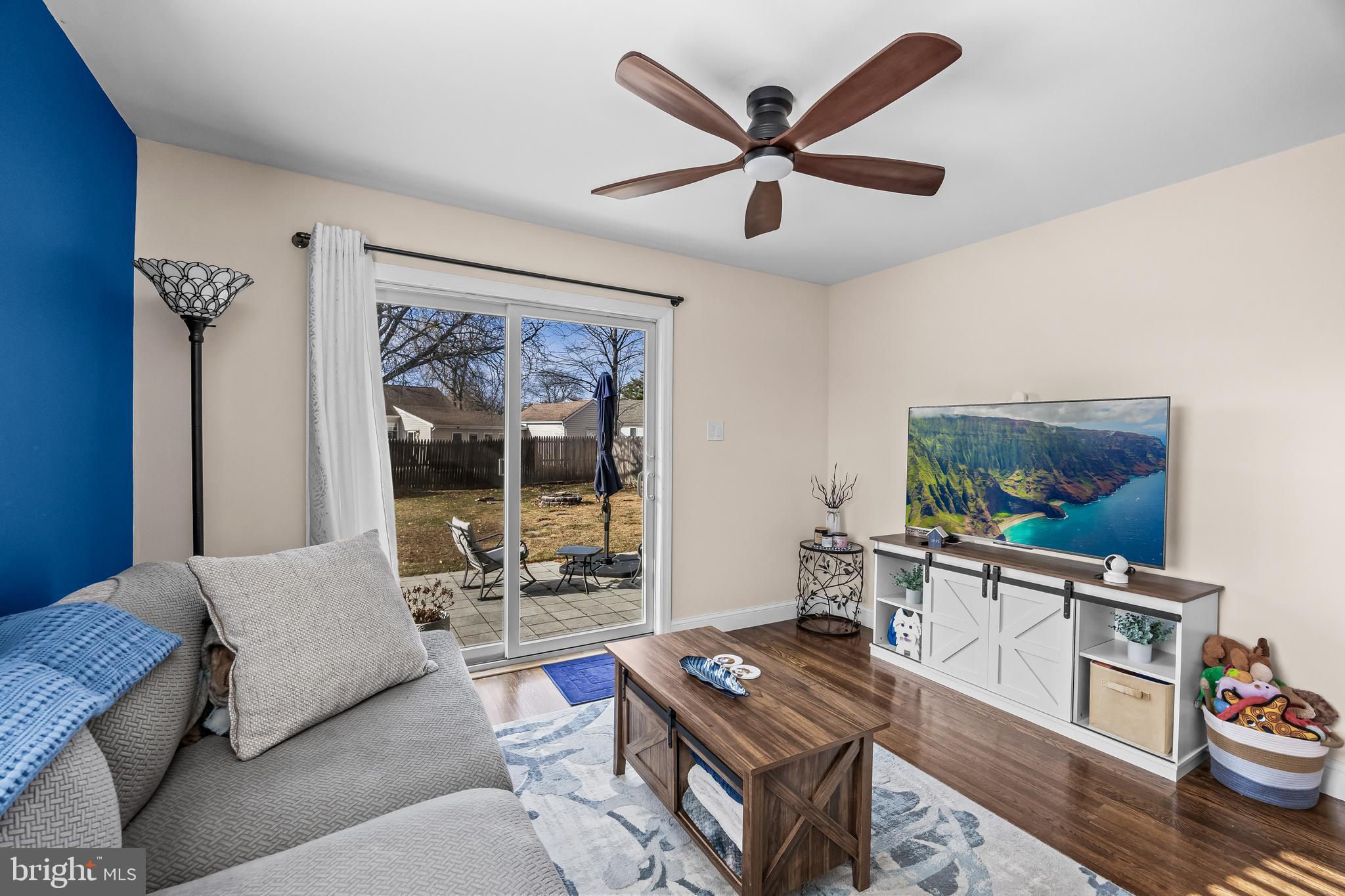2 Gainor Avenue Maple Shade, NJ 08052 - Photo 12 of 32 Family room with access to backyard
