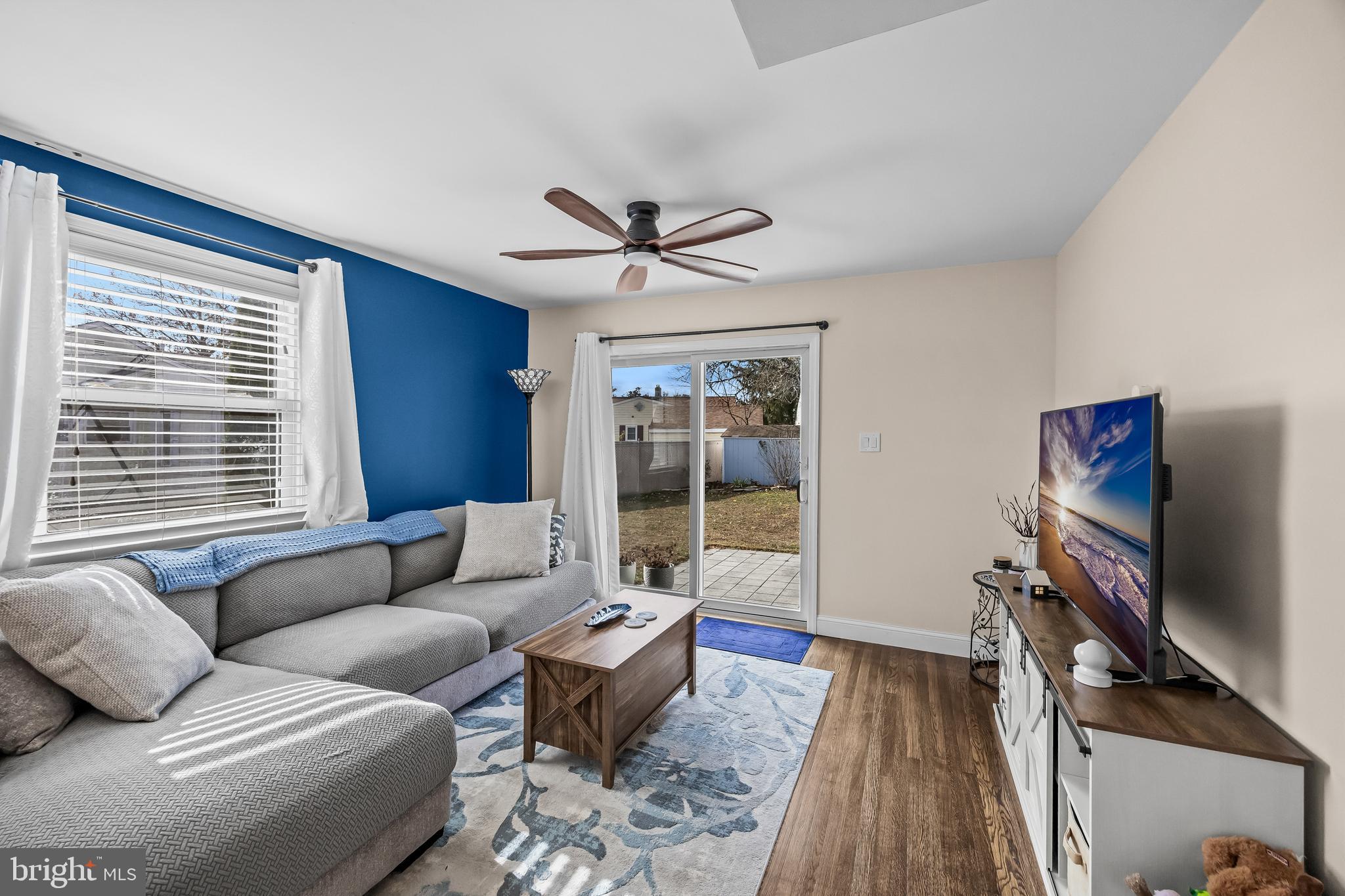 2 Gainor Avenue Maple Shade, NJ 08052 - Photo 4 of 32 Family room