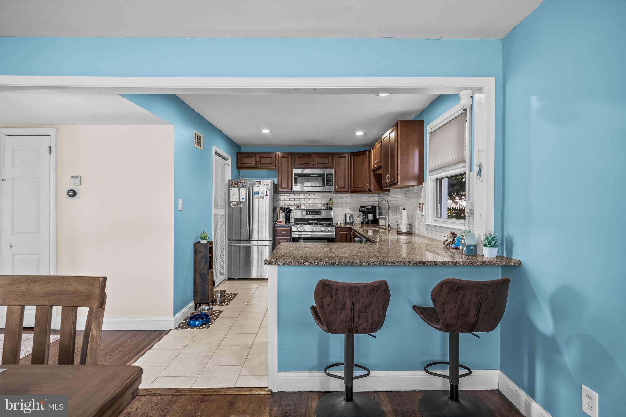 2 Gainor Avenue Maple Shade, NJ 08052 - Photo 8 of 32 Kitchen peninsula