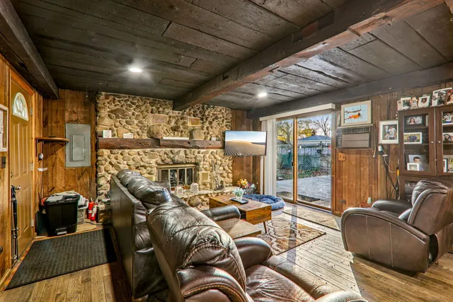 $308,000 | 18637 Karen Lane, Gurnee, IL 60031