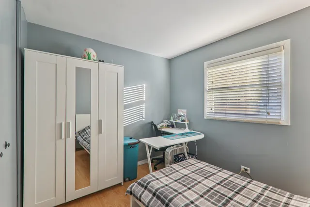 $308,000 | 18637 Karen Lane, Gurnee, IL 60031