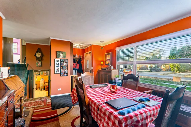 $308,000 | 18637 Karen Lane, Gurnee, IL 60031