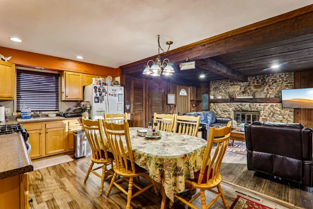 $308,000 | 18637 Karen Lane, Gurnee, IL 60031