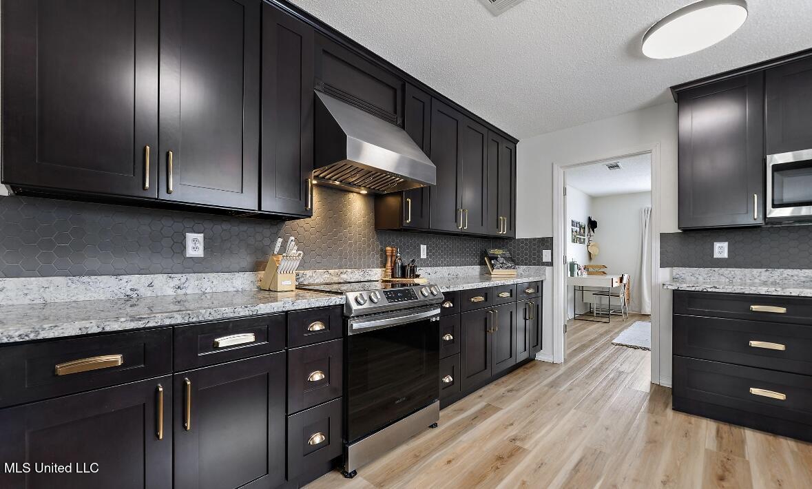 3217 Rachel Lane Ocean Springs, MS 39564 - Photo 9 of 25 IMG_3386