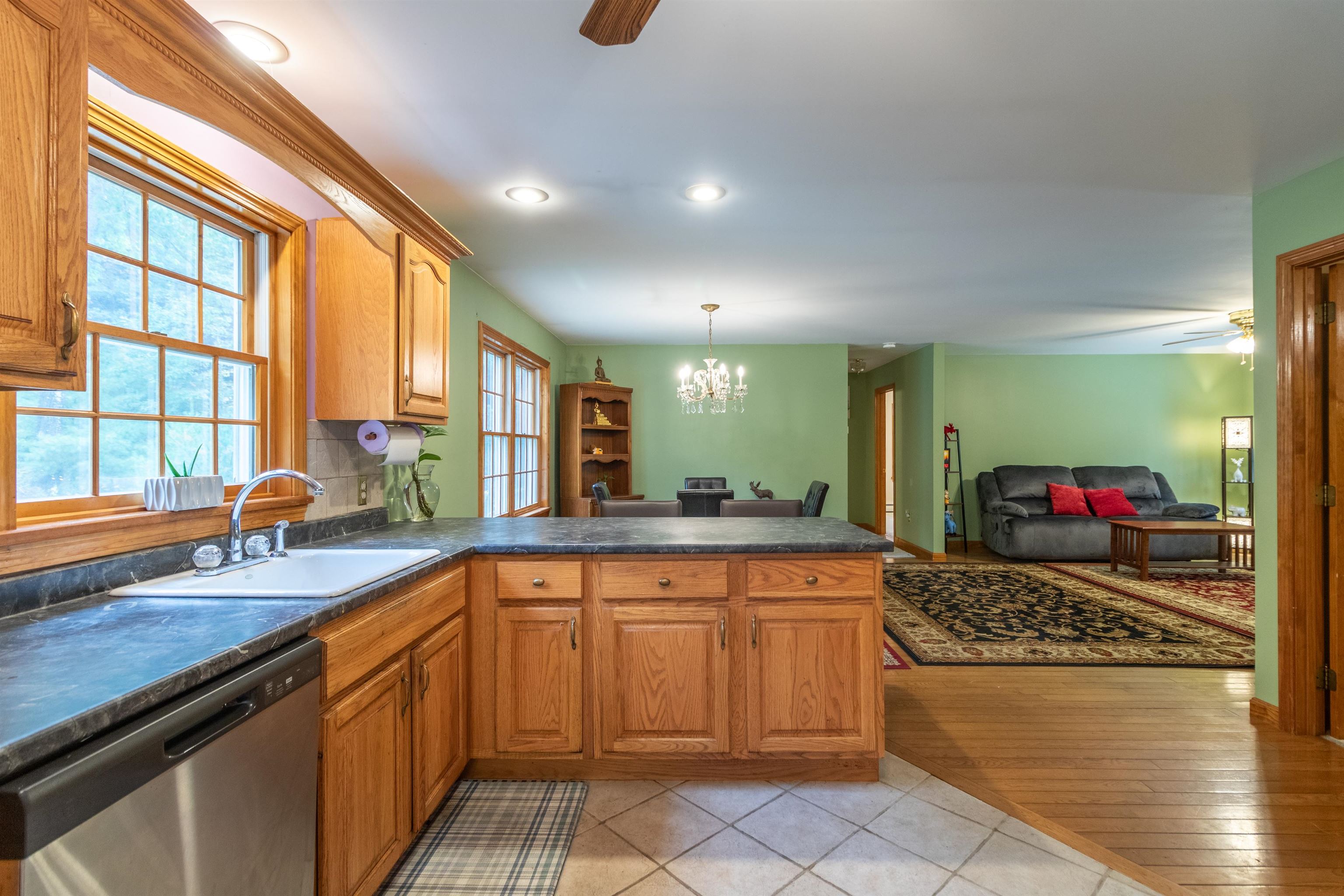 340 Whitelaw Road Ryegate, VT 05081 - Photo 7 of 24