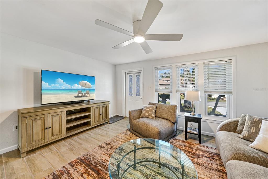 141 Singapore Road Punta Gorda, FL 33950 - Photo 5 of 33