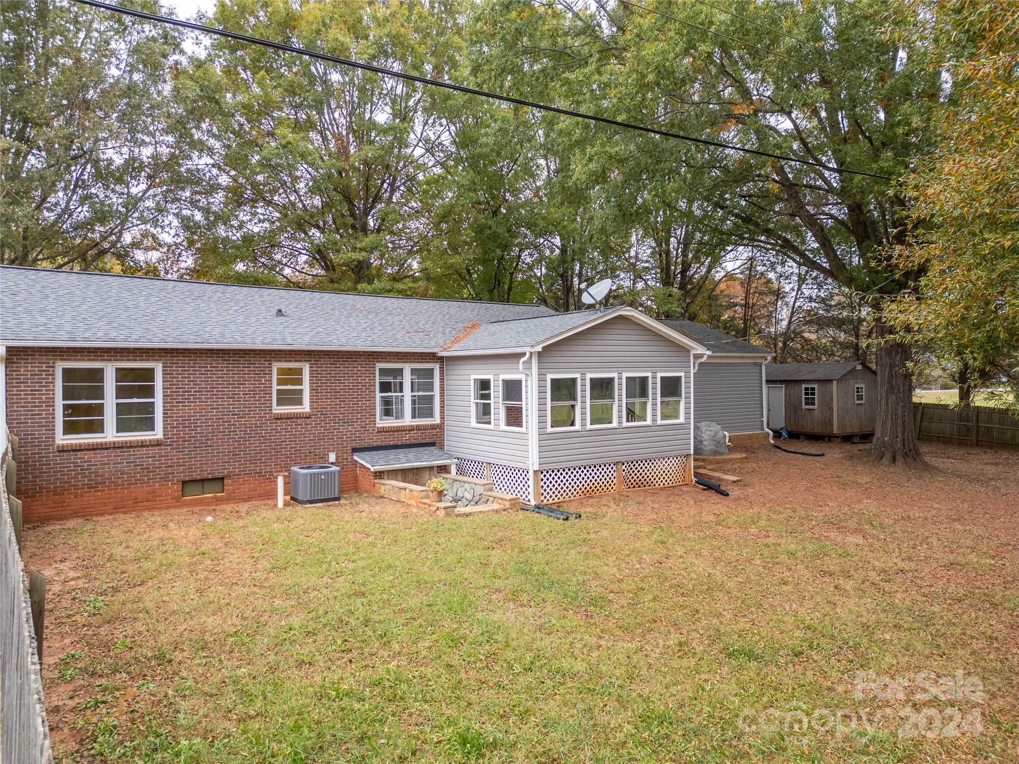1760 Jarrett Farm Road Newton, NC 28658 - Photo 3 of 30 Gallery Image 3