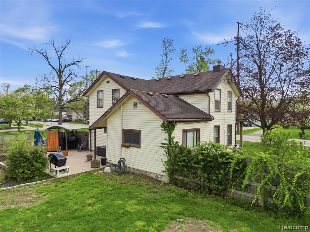 6339 Denton Road Belleville, MI 48111 - Photo 9 of 64