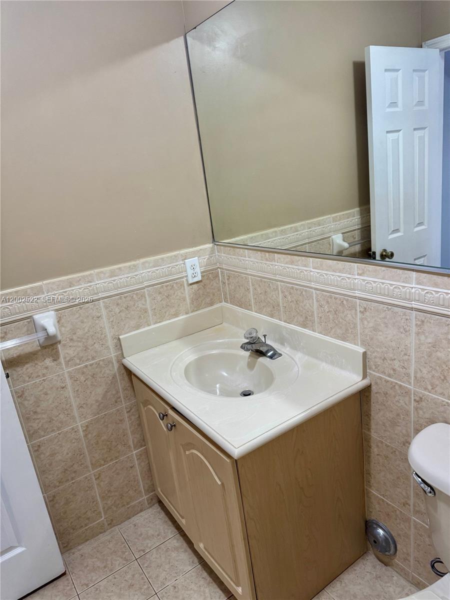 3891 Southwest 146th Court, Unit 14 Miami, FL 33185 - Photo 15 of 22
