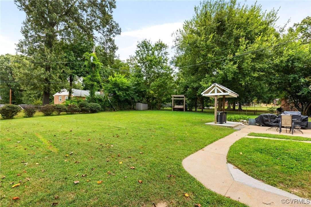 8119 Inca Court North Chesterfield, VA 23237 - Photo 34 of 36 a view of outdoor space yard and green space