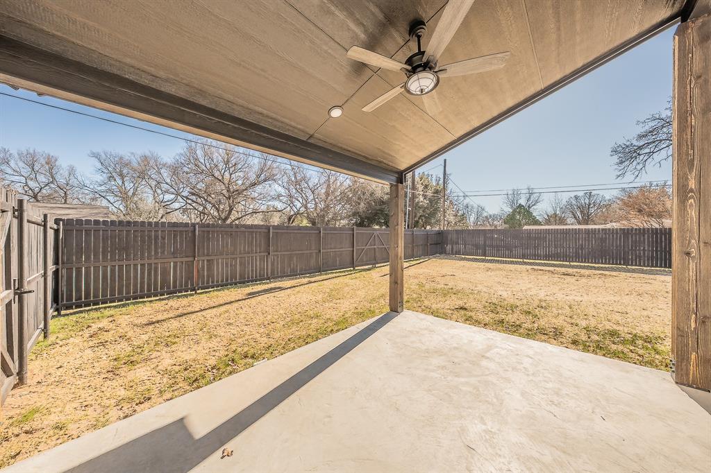 112 Stevens Street Bridgeport, TX 76426 - Photo 32 of 37 a view of back yard and a balcony