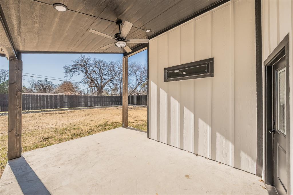 112 Stevens Street Bridgeport, TX 76426 - Photo 33 of 37 a view of a back yard from a balcony