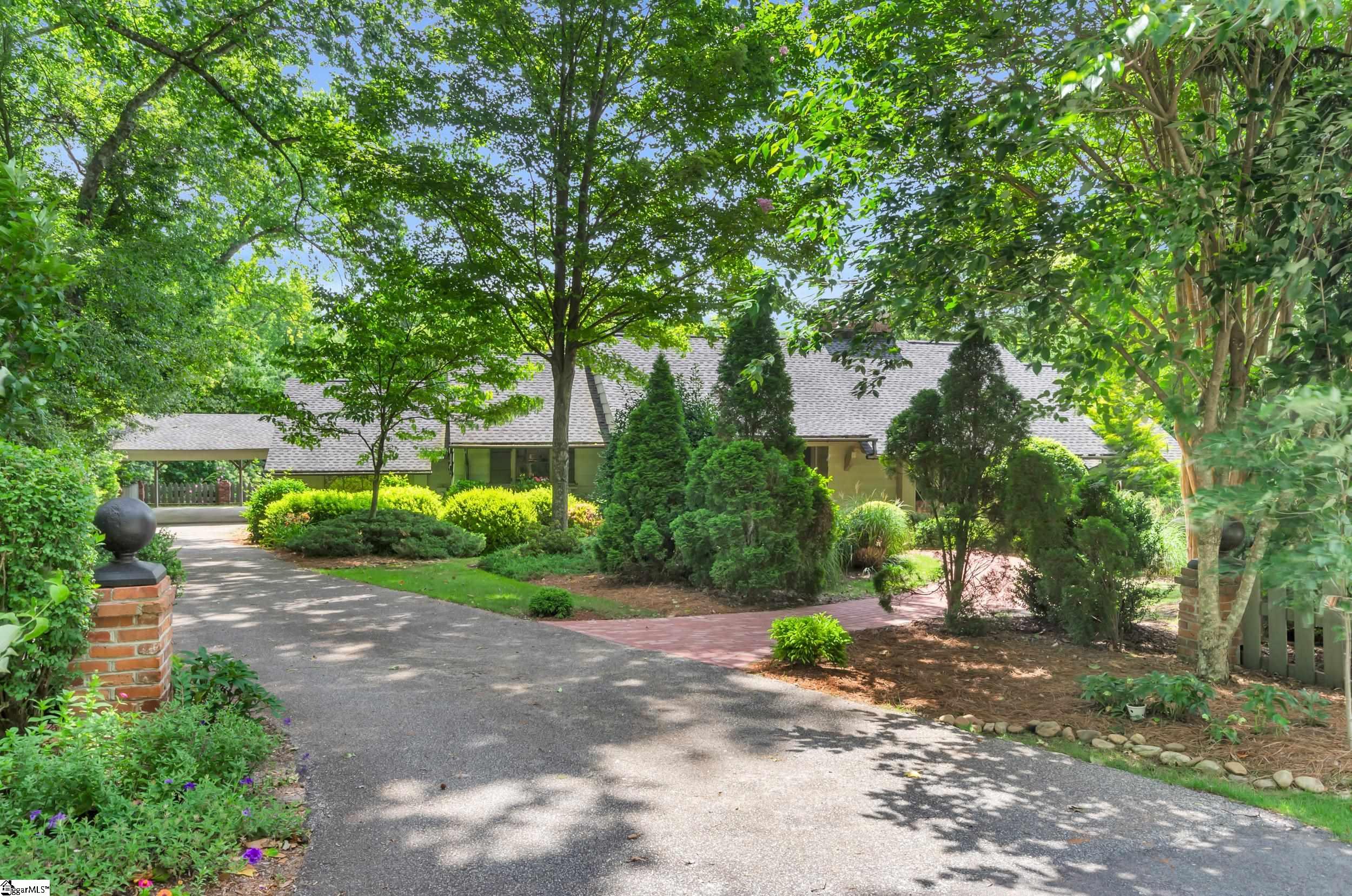 9 Hermitage Road Greenville, SC 29615 - Photo 2 of 42 Gallery Image 2