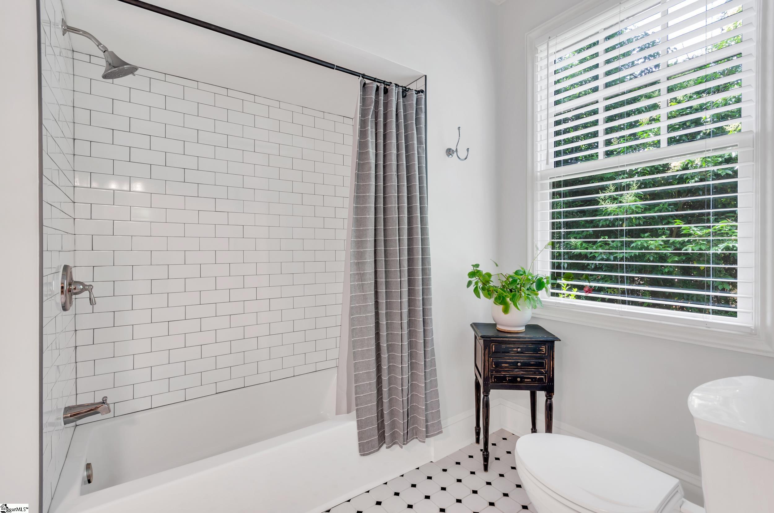9 Hermitage Road Greenville, SC 29615 - Photo 25 of 42 Gallery Image 25