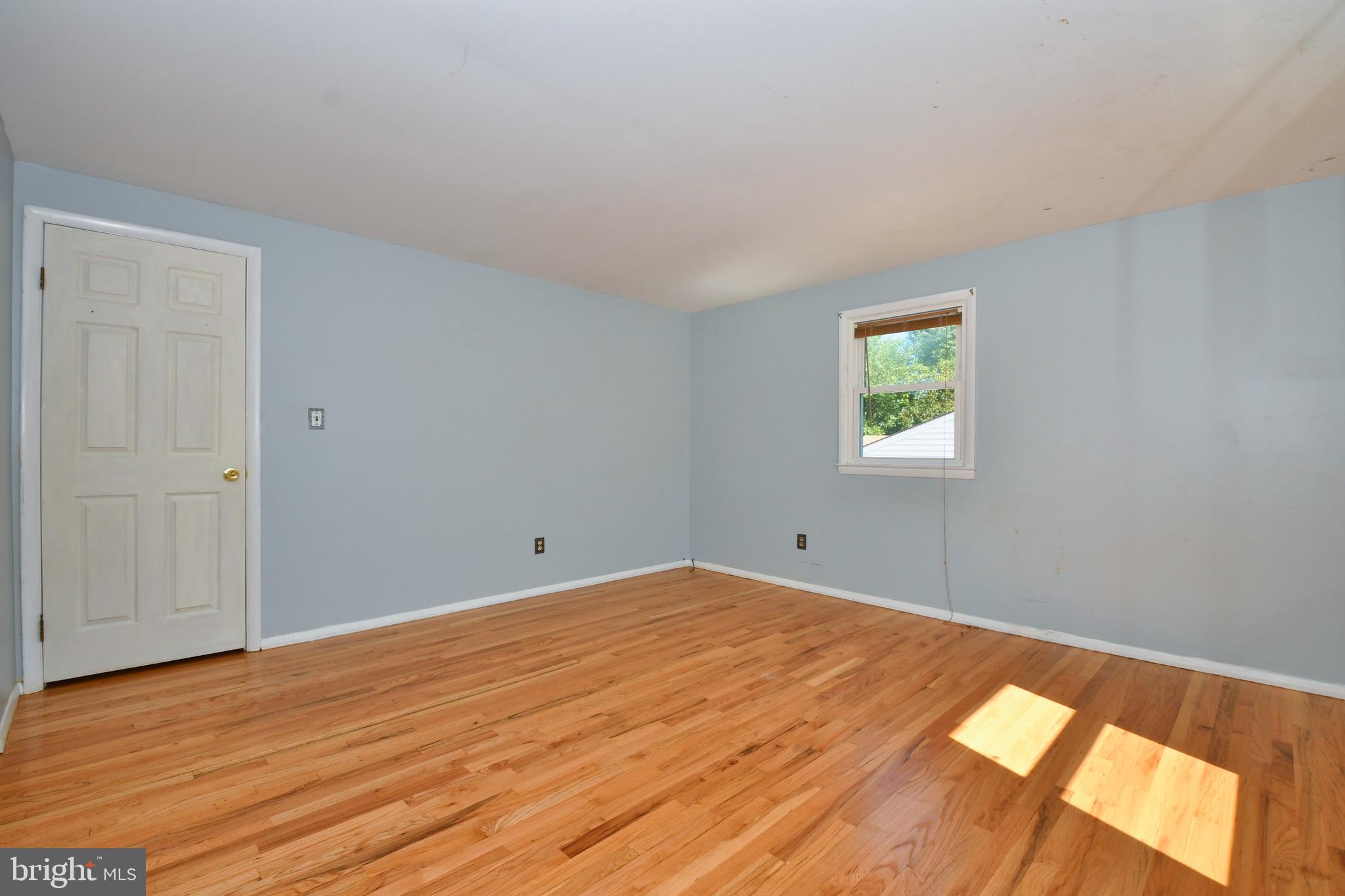 4704 Ebenezer Road Nottingham, MD 21236 - Photo 28 of 56 a view of empty room with window