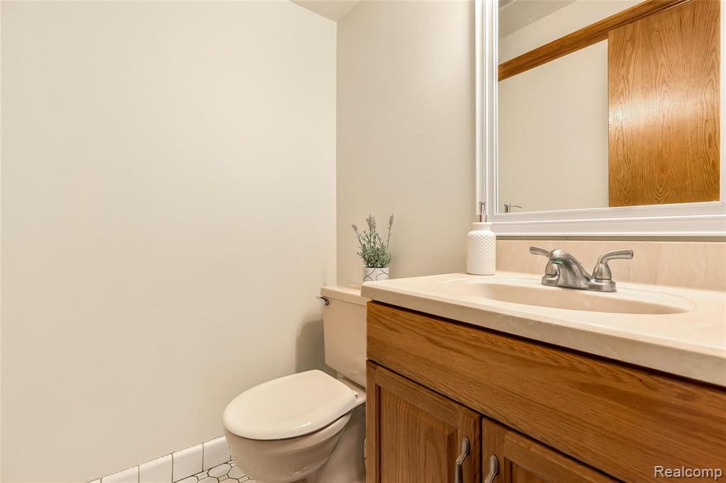 5412 Prairie View Brighton, MI 48116 - Photo 17 of 34