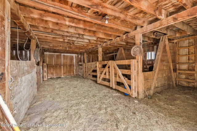 $1,122,000 | 2956 County Road 37, Hamilton, CO 81638