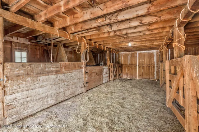 $1,122,000 | 2956 County Road 37, Hamilton, CO 81638