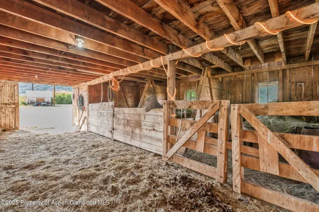 $1,122,000 | 2956 County Road 37, Hamilton, CO 81638