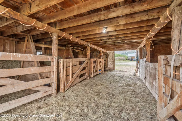 $1,122,000 | 2956 County Road 37, Hamilton, CO 81638