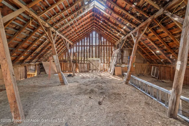 $1,122,000 | 2956 County Road 37, Hamilton, CO 81638