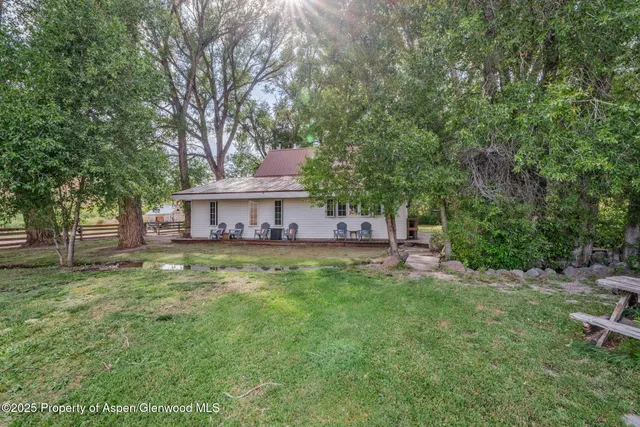 $1,122,000 | 2956 County Road 37, Hamilton, CO 81638