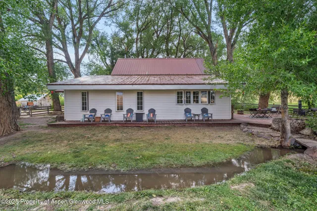 $1,122,000 | 2956 County Road 37, Hamilton, CO 81638