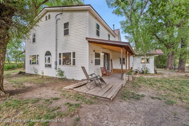 $1,122,000 | 2956 County Road 37, Hamilton, CO 81638