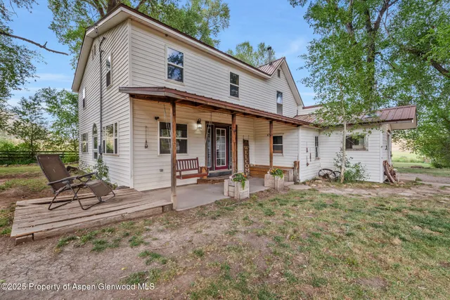 $1,122,000 | 2956 County Road 37, Hamilton, CO 81638