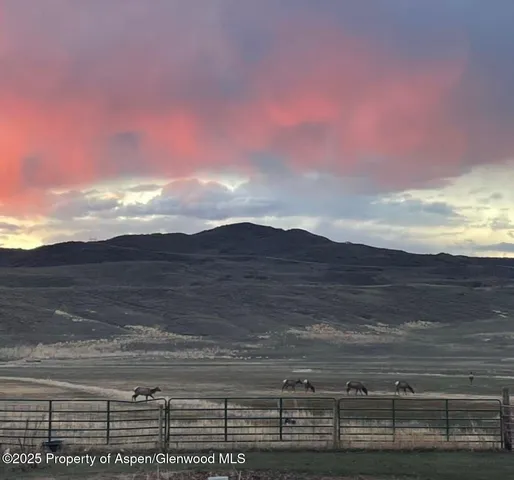 $1,122,000 | 2956 County Road 37, Hamilton, CO 81638