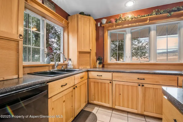 $1,122,000 | 2956 County Road 37, Hamilton, CO 81638