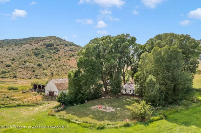 $1,122,000 | 2956 County Road 37, Hamilton, CO 81638