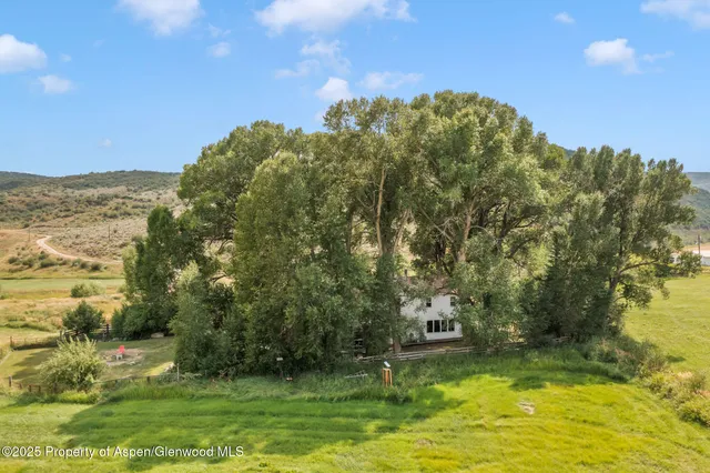 $1,122,000 | 2956 County Road 37, Hamilton, CO 81638
