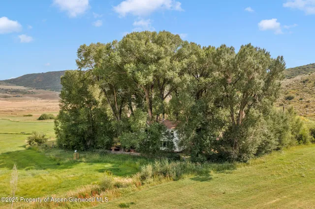 $1,122,000 | 2956 County Road 37, Hamilton, CO 81638