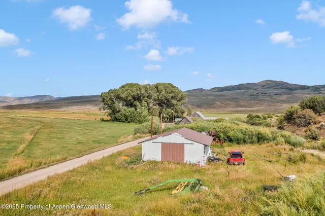 $1,122,000 | 2956 County Road 37, Hamilton, CO 81638