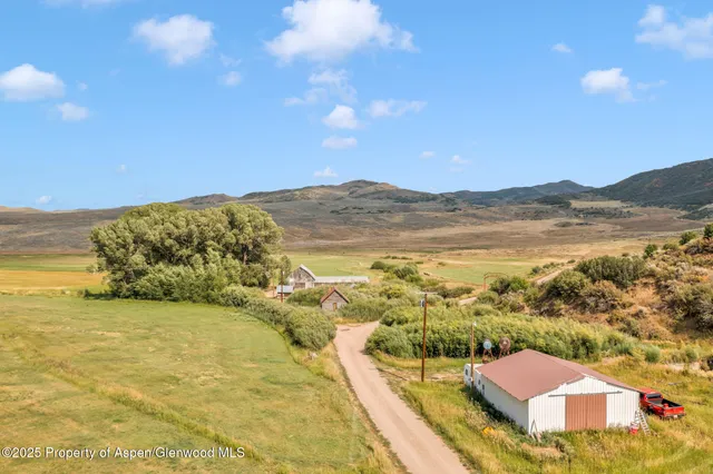 $1,122,000 | 2956 County Road 37, Hamilton, CO 81638