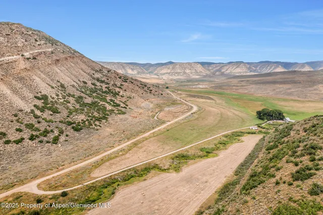 $1,122,000 | 2956 County Road 37, Hamilton, CO 81638