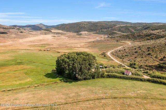 $1,122,000 | 2956 County Road 37, Hamilton, CO 81638