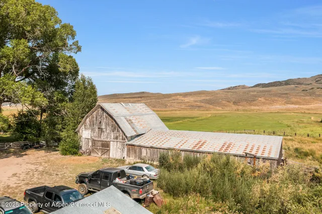 $1,122,000 | 2956 County Road 37, Hamilton, CO 81638