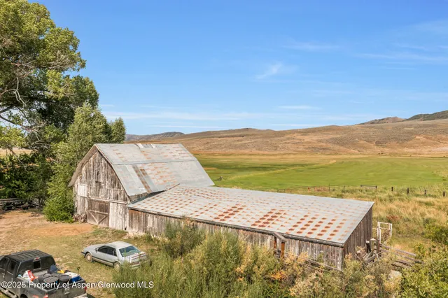 $1,122,000 | 2956 County Road 37, Hamilton, CO 81638